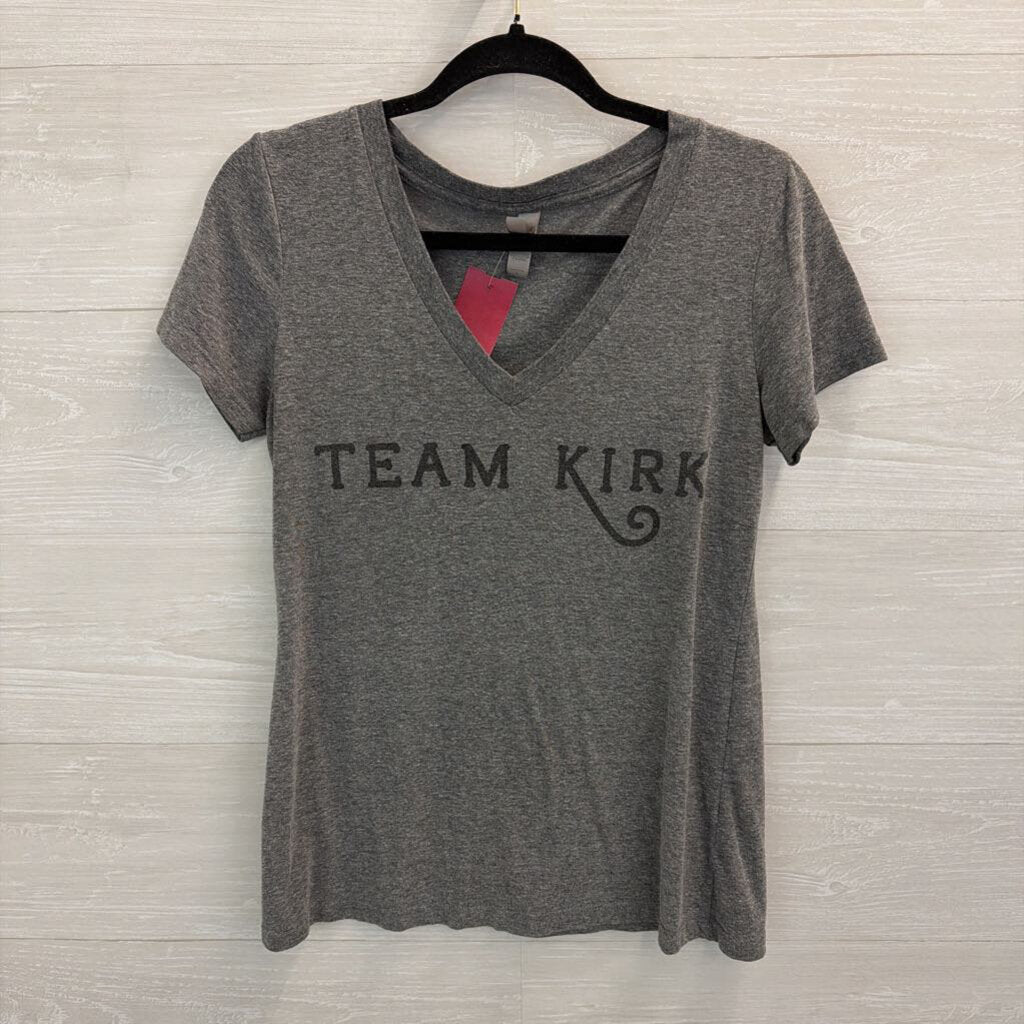 Grey V Neck Team Kirk Gilmore Girls Short Sleeve Graphic Tee Large