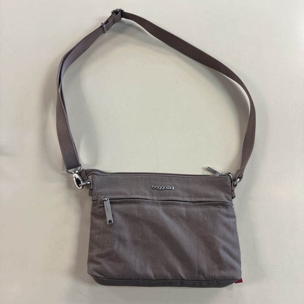 Baggallini Grey Crossbody Purse