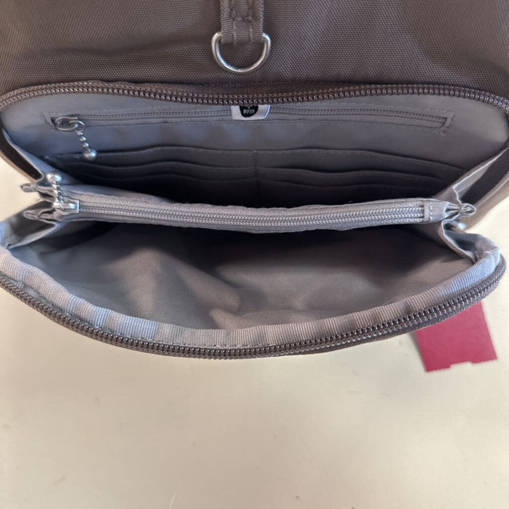 Baggallini Grey Crossbody Purse