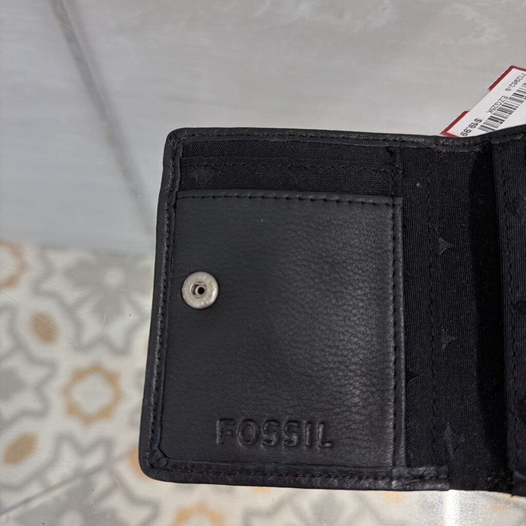 Fossil Black Pebbled Leather Small Wallet
