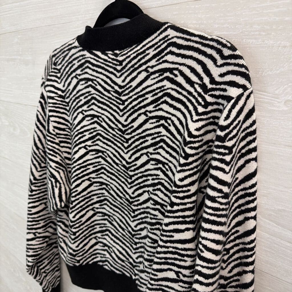 MNG Black/ White Zebra Print Cropped Sweater Top Small