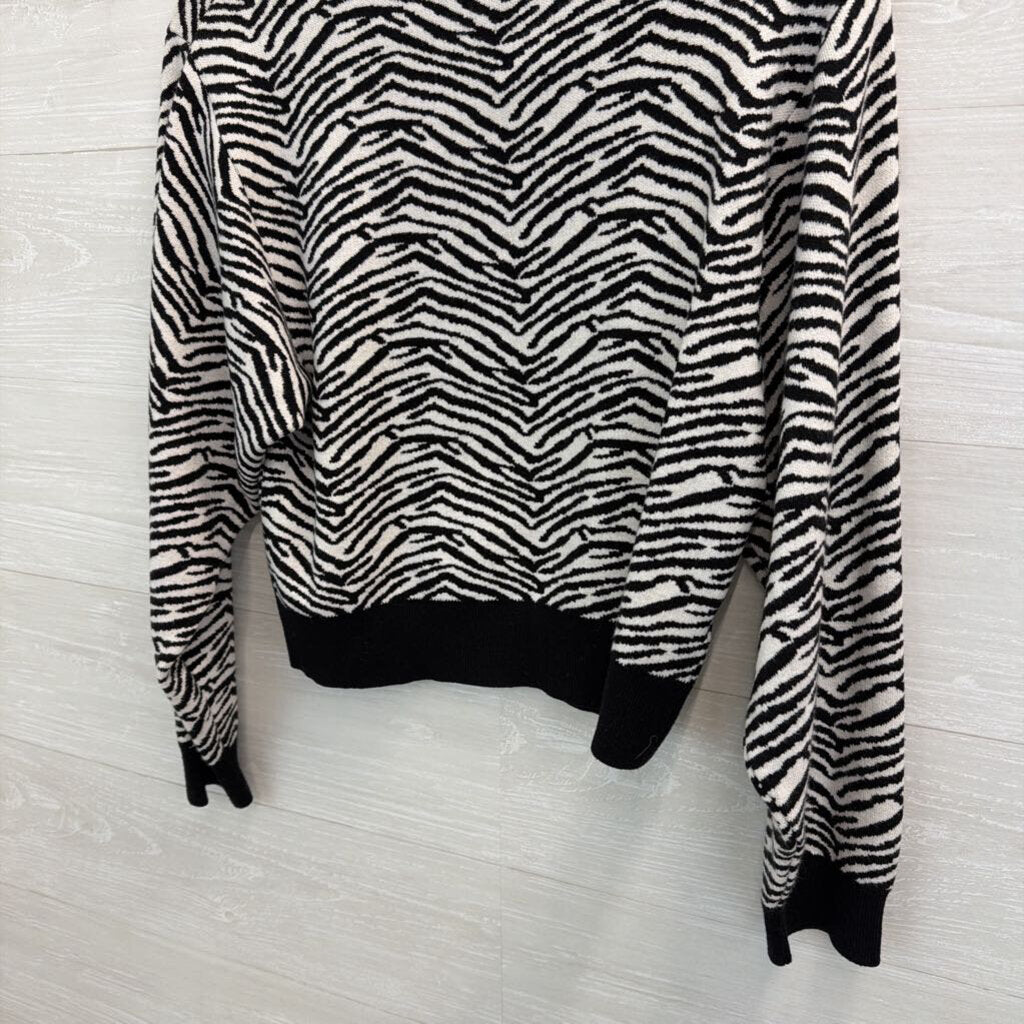 MNG Black/ White Zebra Print Cropped Sweater Top Small