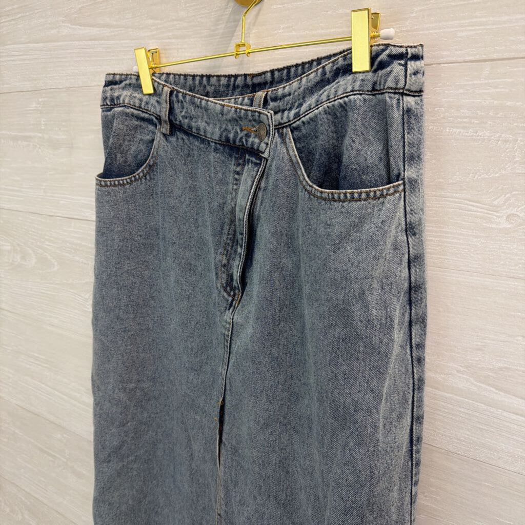 Medium Wash Front Slit Denim Maxi Skirt Large