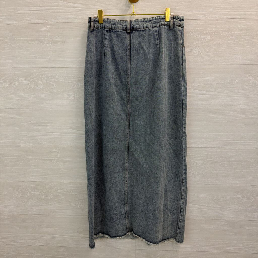 Medium Wash Front Slit Denim Maxi Skirt Large