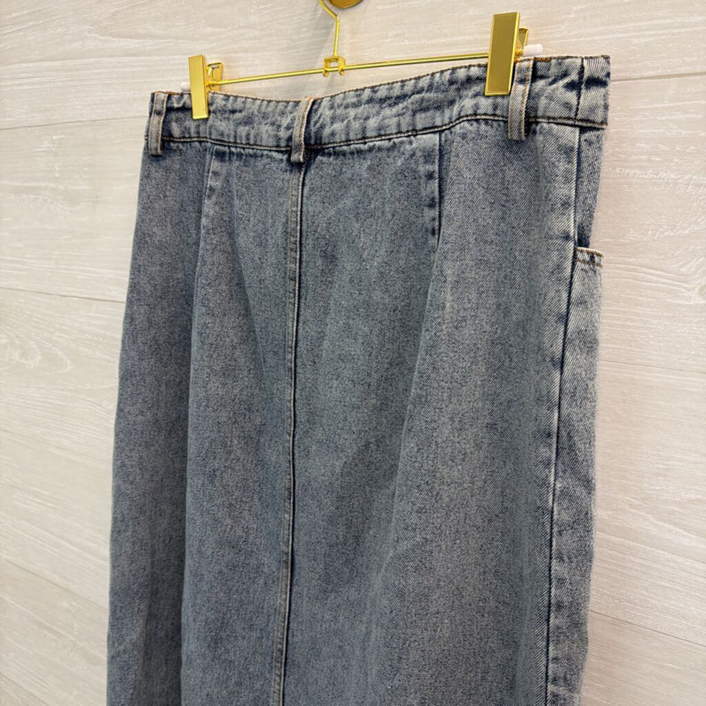 Medium Wash Front Slit Denim Maxi Skirt Large