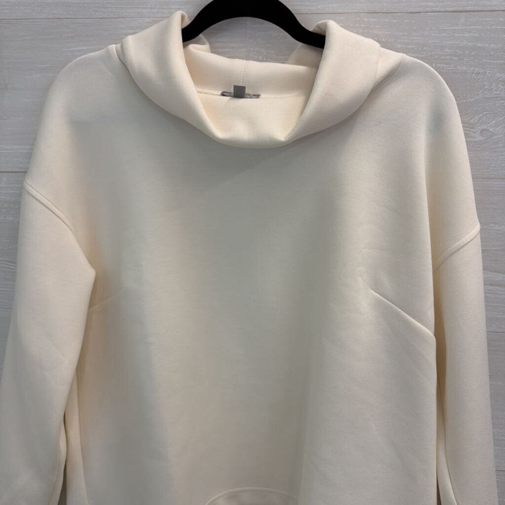 T by Talbots Soft Cream Turtleneck Large Petite