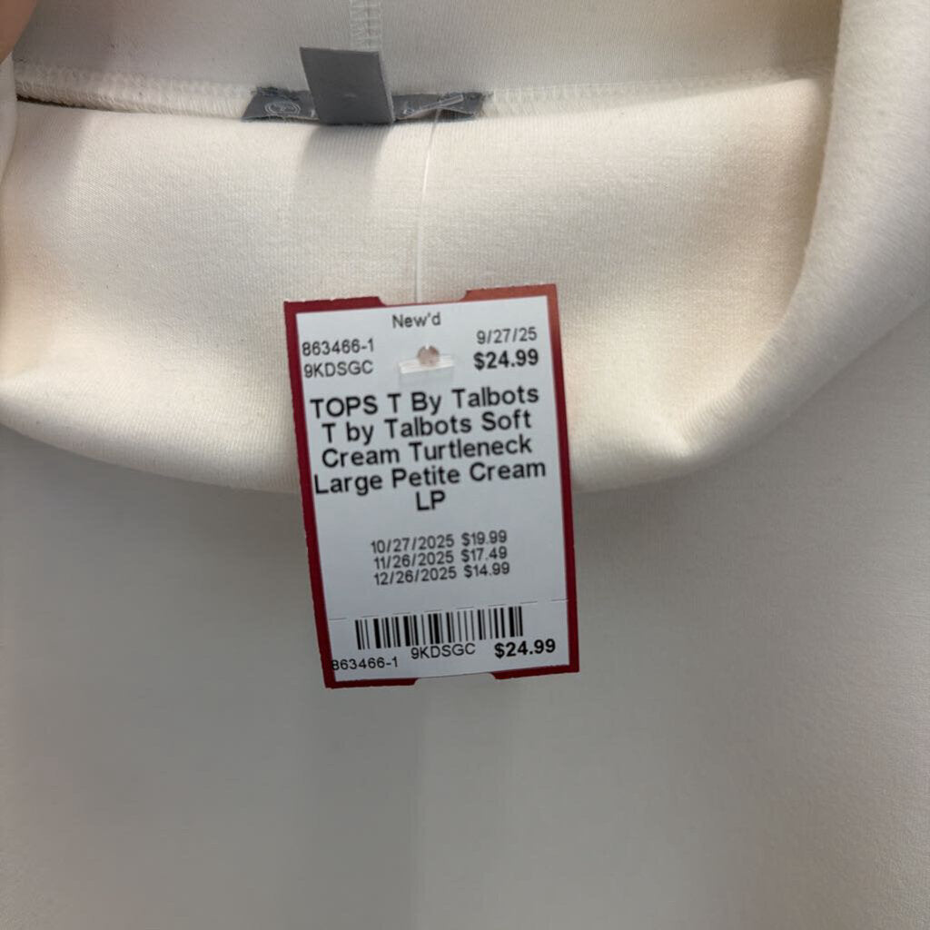 T by Talbots Soft Cream Turtleneck Large Petite