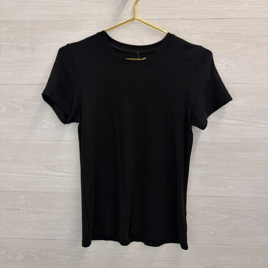 Eddie Bauer Black Short Sleeve Top Medium