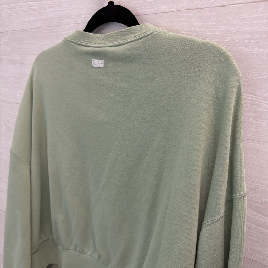Nike Green/ White Embroidered Logo Cropped Pullover Large