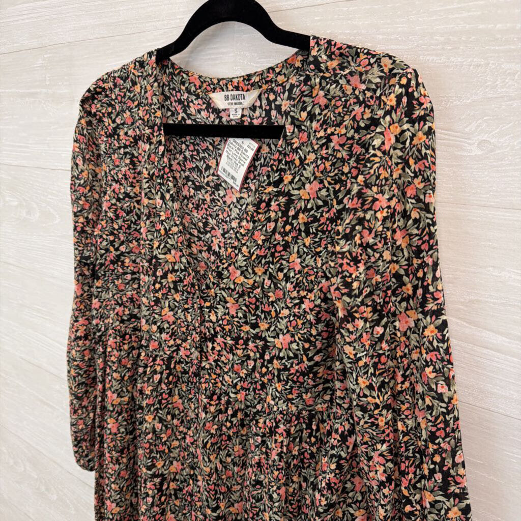 BB Dakota Black/ Pink Flower Print Long Sleeve Maxi Dress Small