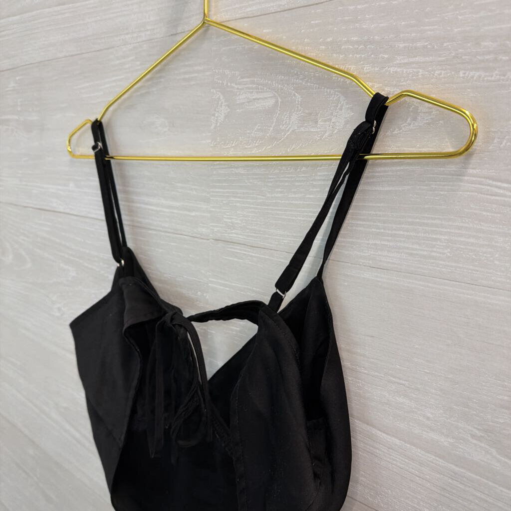 She and Sky Black Silky Cropped Tie Back Tank Top Medium