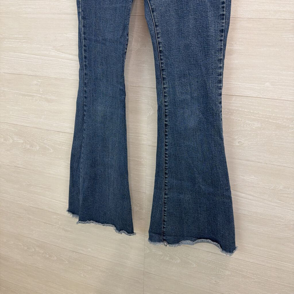 Black Label Medium Wash Flare Leg Jeans 27