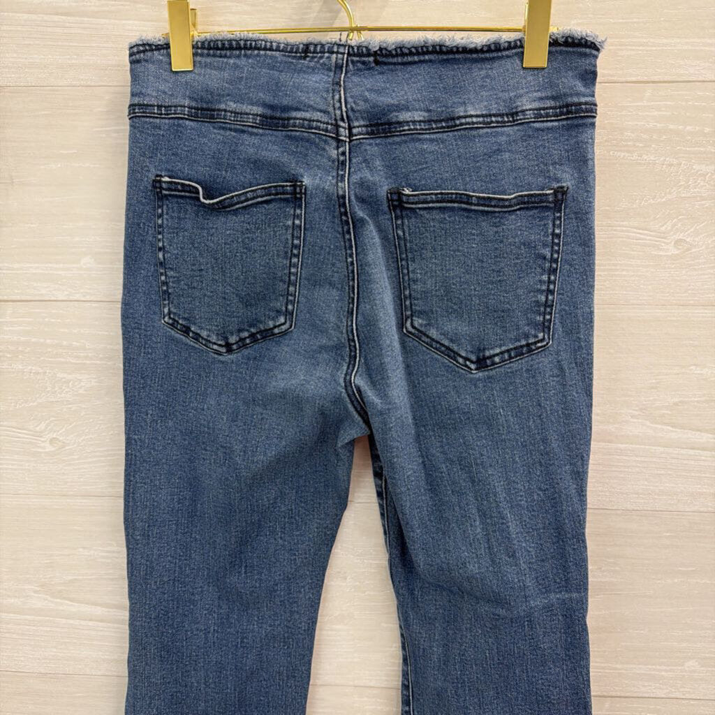Black Label Medium Wash Flare Leg Jeans 27