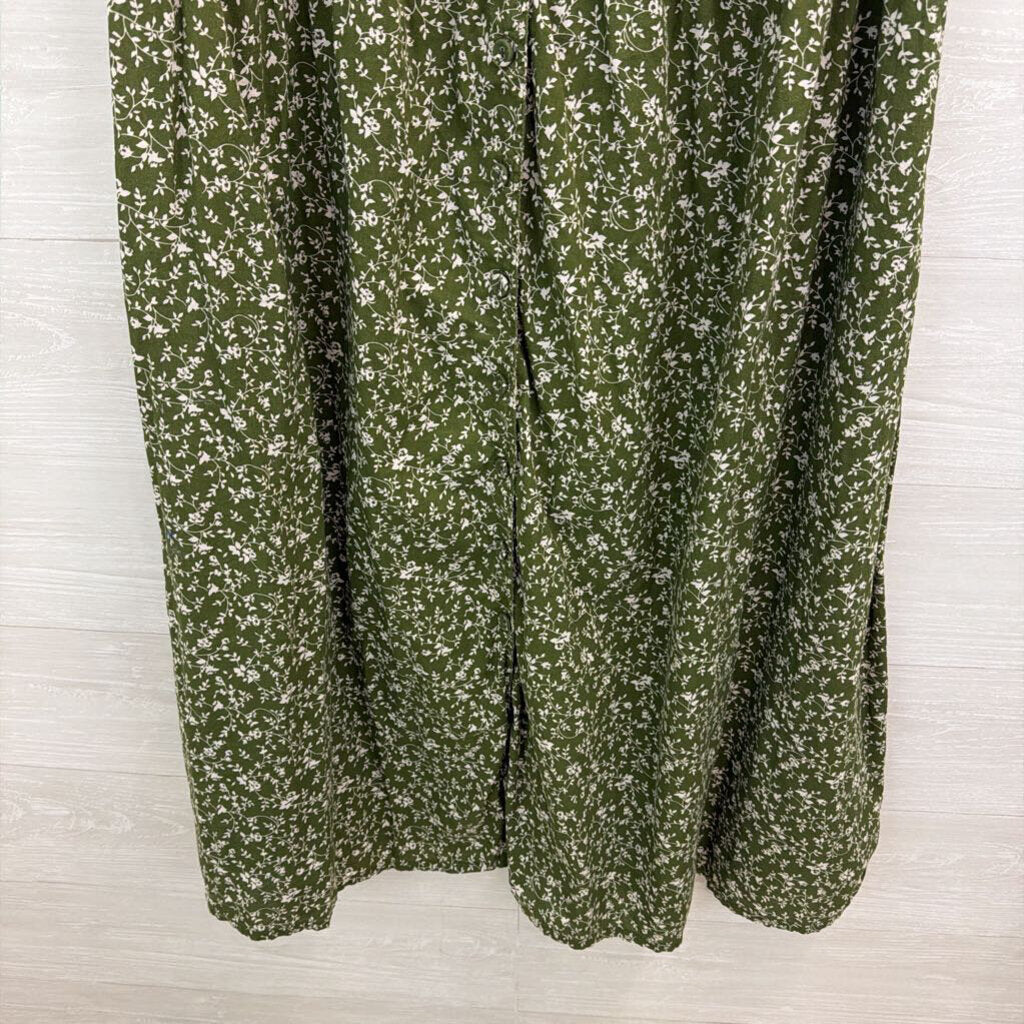 Green/ White Print Short Sleeve Button Front Maxi Dress Medium
