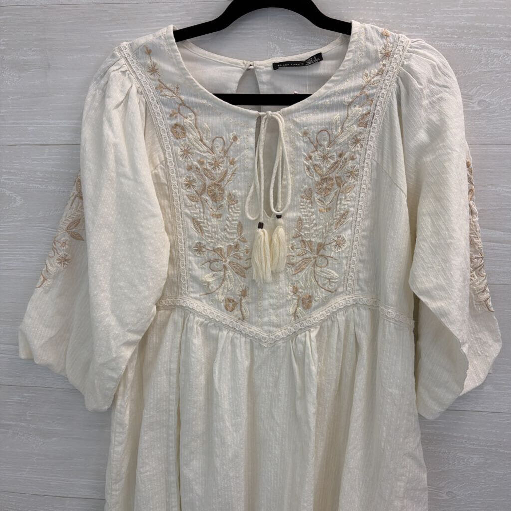 Black Tape Cream/ Brown Embroidered Long Sleeve Midi Dress Large