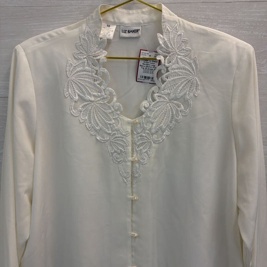 Vintage Liz Baker Cream Lace Neckline Long Sleeve Button Front Top 16