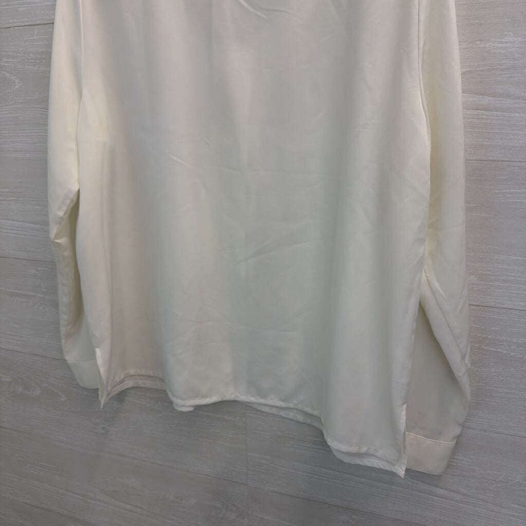 Vintage Liz Baker Cream Lace Neckline Long Sleeve Button Front Top 16