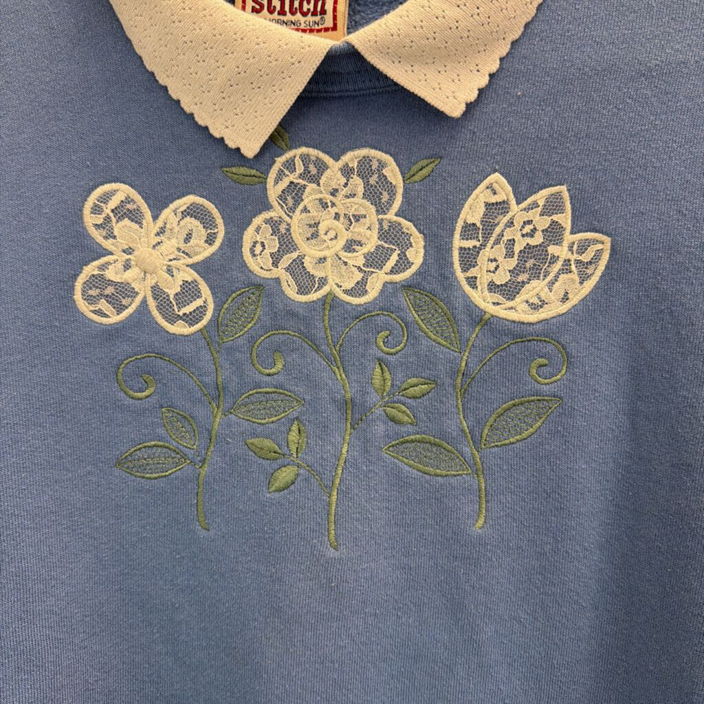 Vintage Stitch Blue/ White Flower Sweatshirt Collar Medium Petite