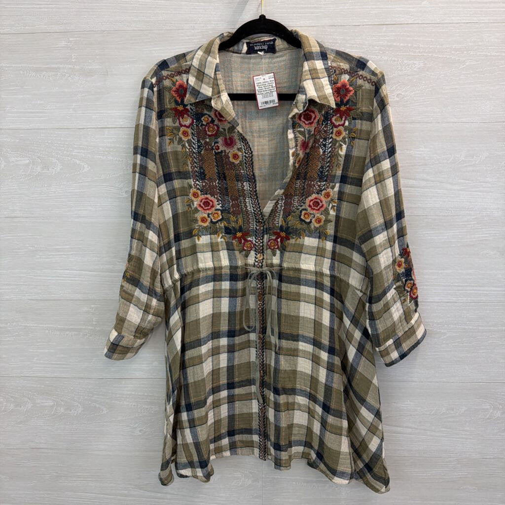 Johnny Was Workshop Cream/ Green/ Blue Plaid Embroidered Flower Long Sleeve Button Front Tunic Top Medium