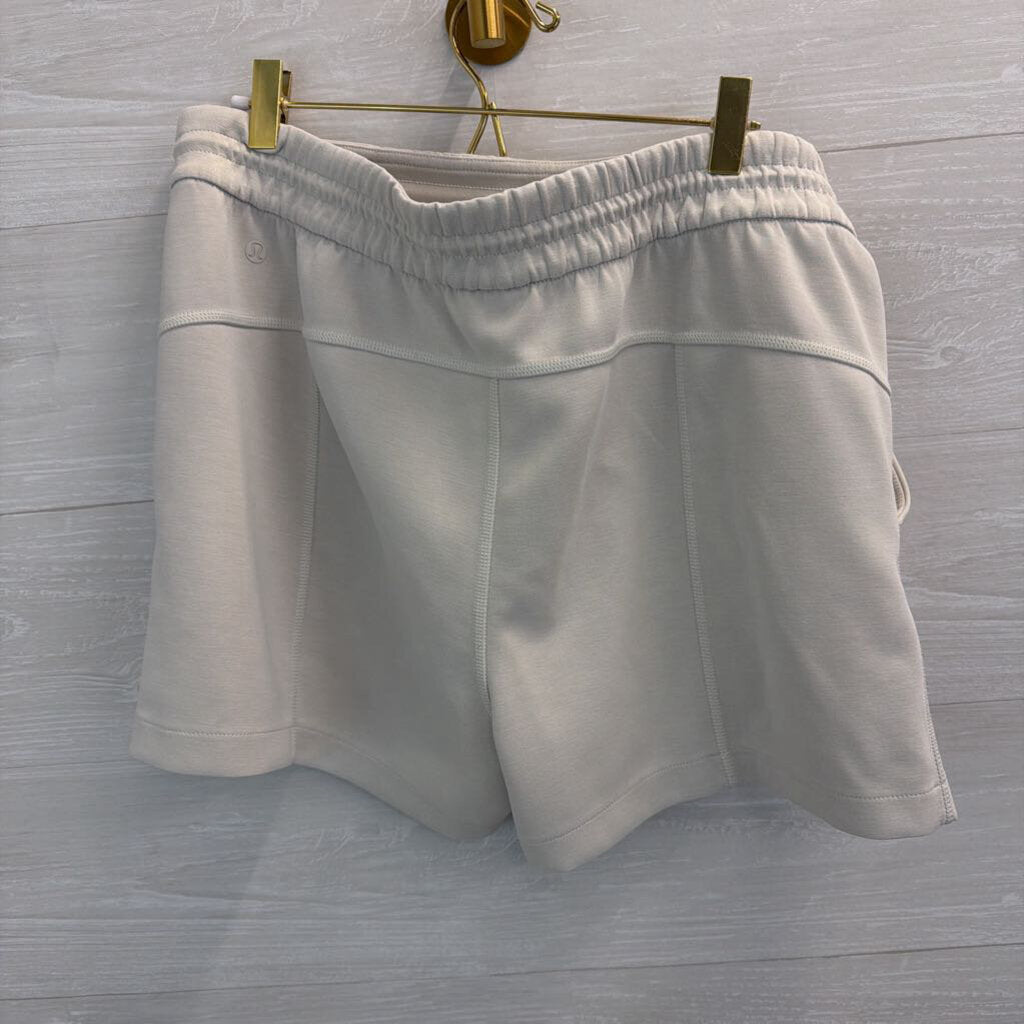 Lululemon Soft Grey Pull On Shorts 12