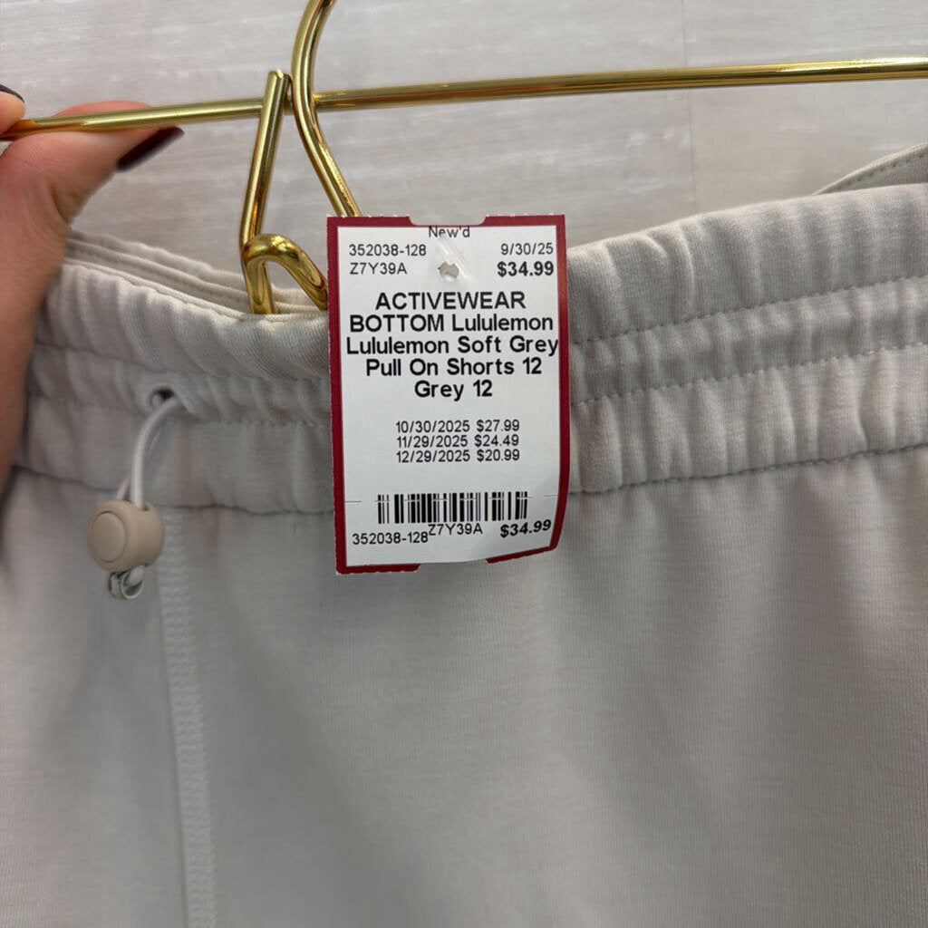 Lululemon Soft Grey Pull On Shorts 12