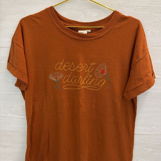 White Crow Brown Desert Darling Short Sleeve Graphic Tee Large