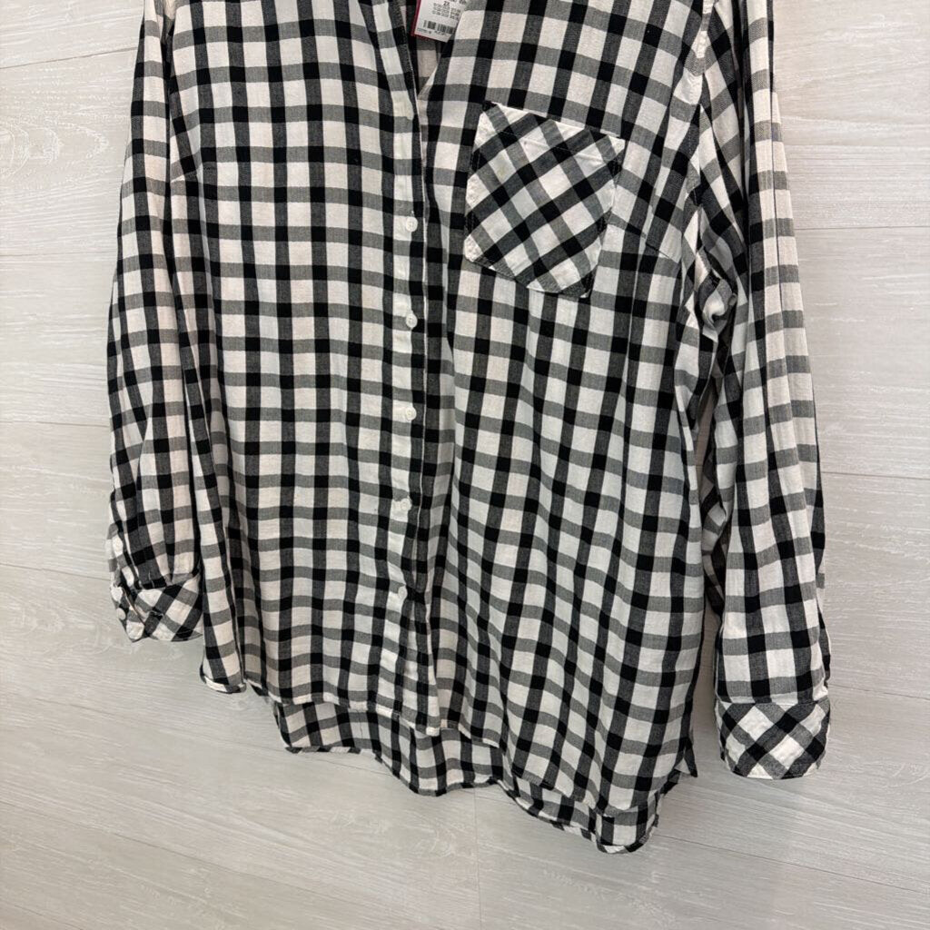 Ava and Viv Black/ White Gingham Long Sleeve Button Down Top 2X