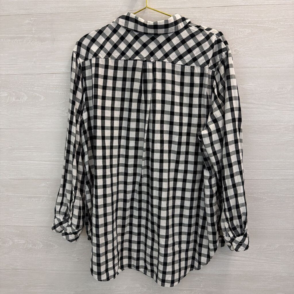 Ava and Viv Black/ White Gingham Long Sleeve Button Down Top 2X