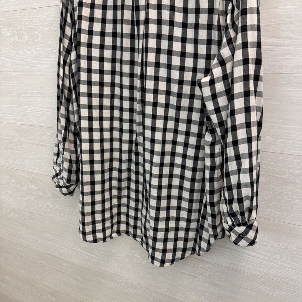 Ava and Viv Black/ White Gingham Long Sleeve Button Down Top 2X