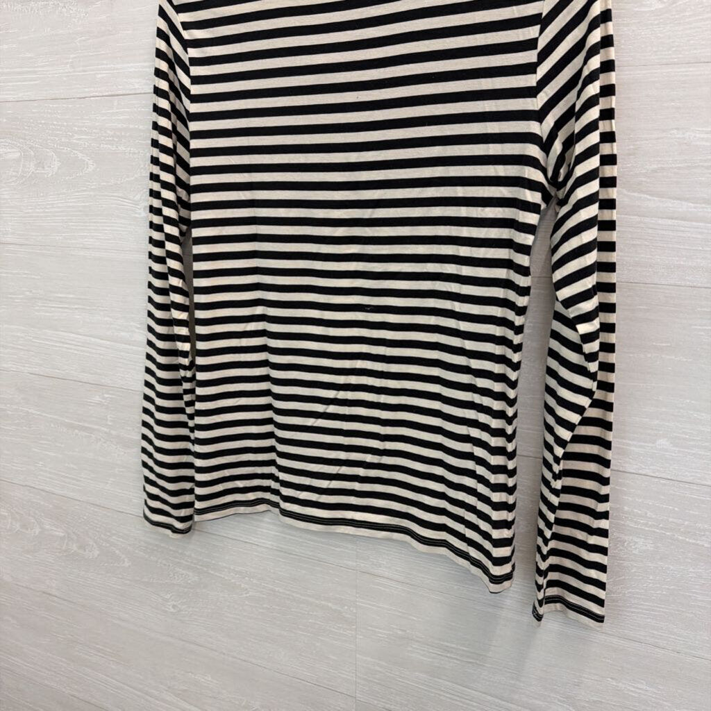 H&M Black/ White Striped Turtleneck Top Medium