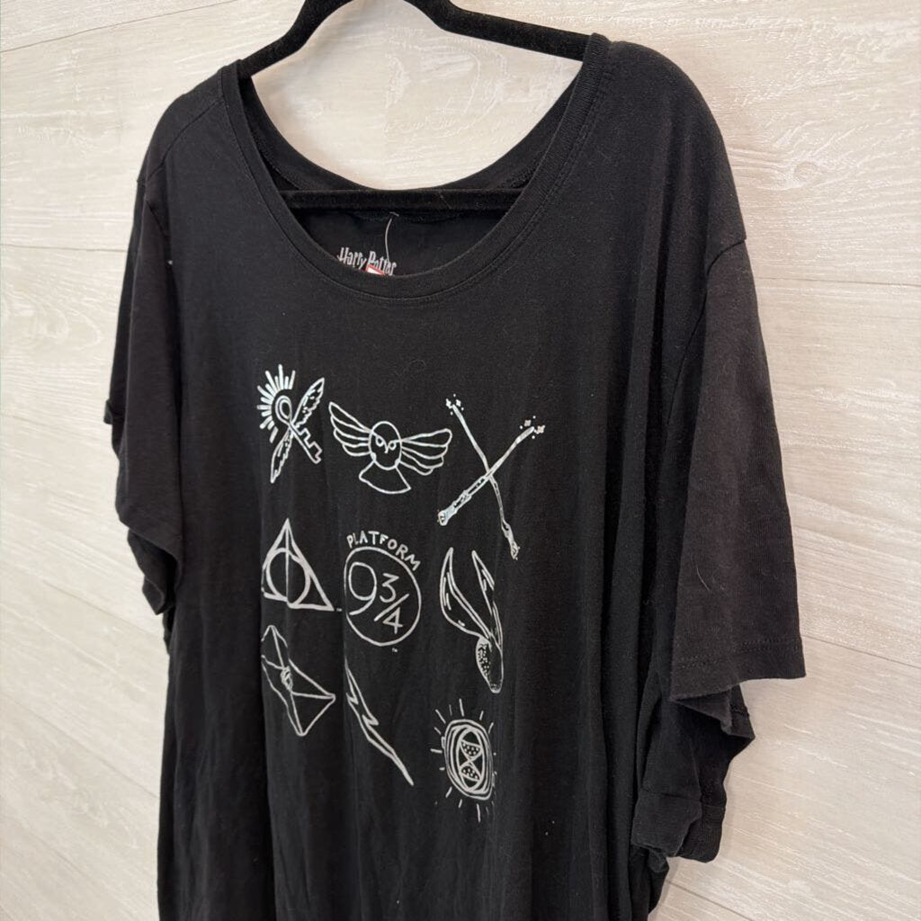 Harry Potter Black/ Silver Short Sleeve Graphic Tee 5XL