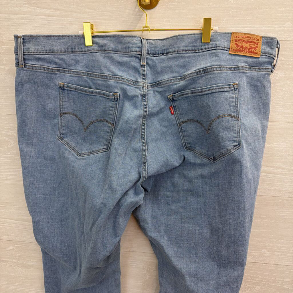 Levi Light Wash 311 Shaping Skinny Jeans 26 Womens