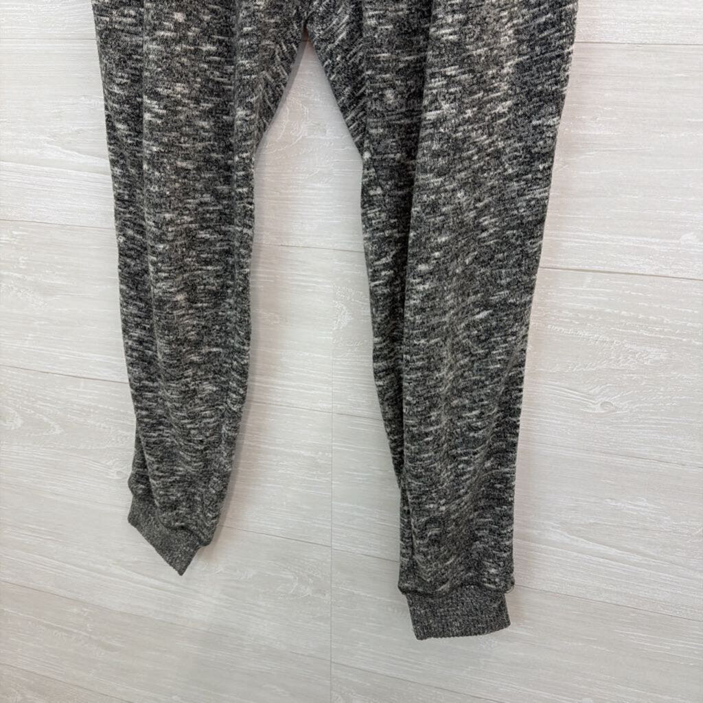 Captivating Apparel Heather Grey Virginia Tech Hokies Joggers Medium