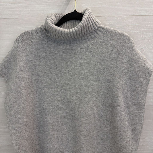 Grey Short Sleeve Cropped Turtleneck Sweater Top Medium