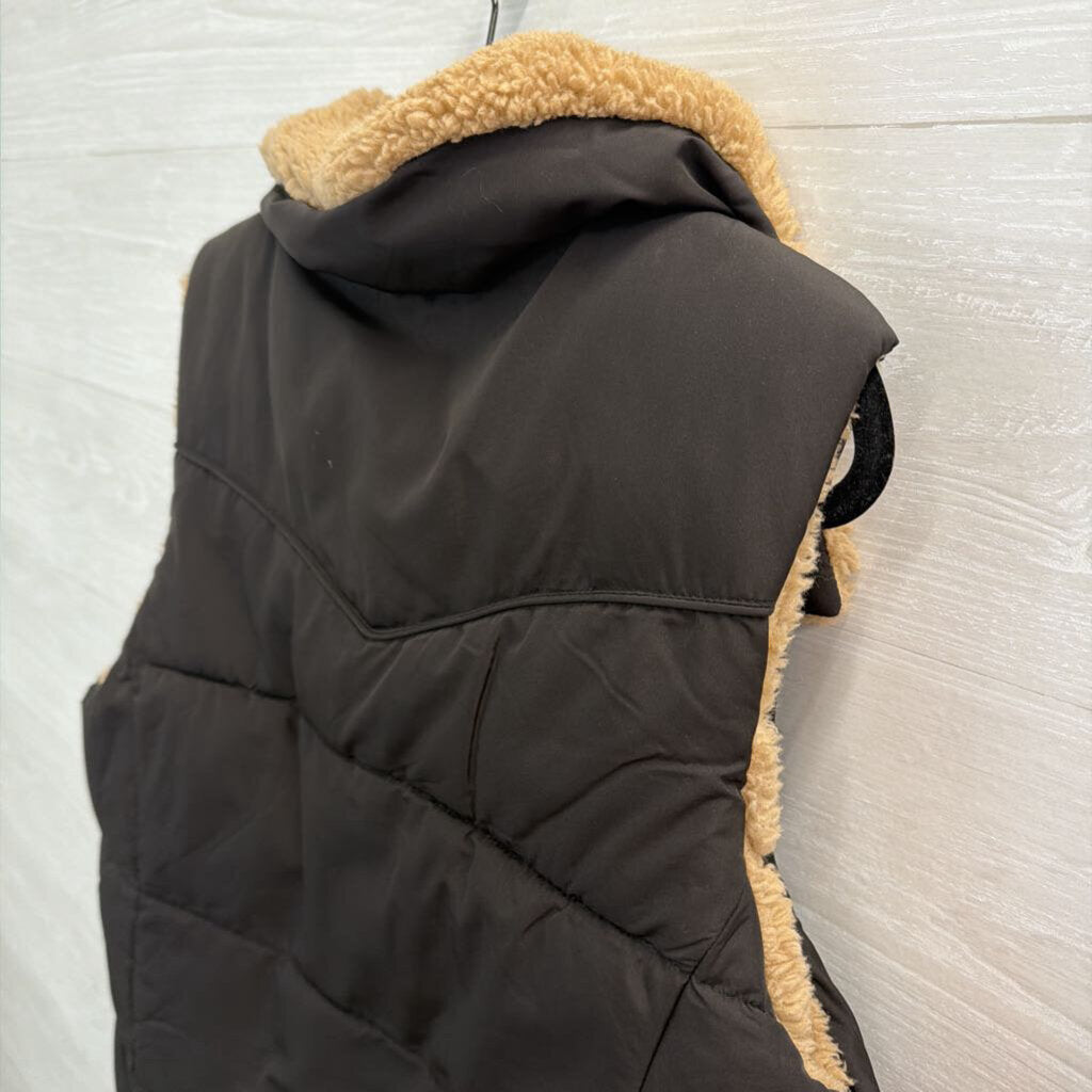 Lucky Brand Black Puffer/ Brown Sherpa Lined Snap Front Vest Medium