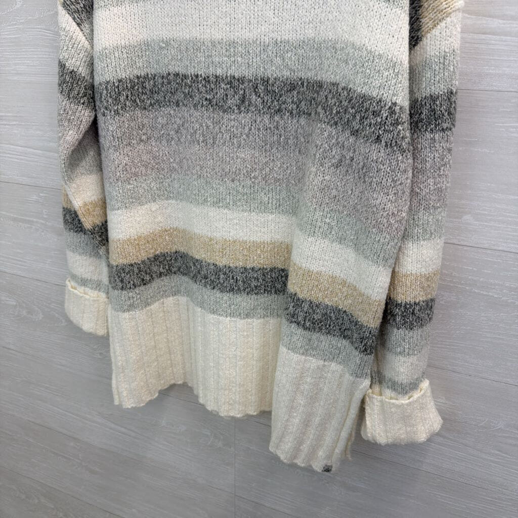 Eddie Bauer White/ Blue Striped Knit Mock Neck Sweater Medium