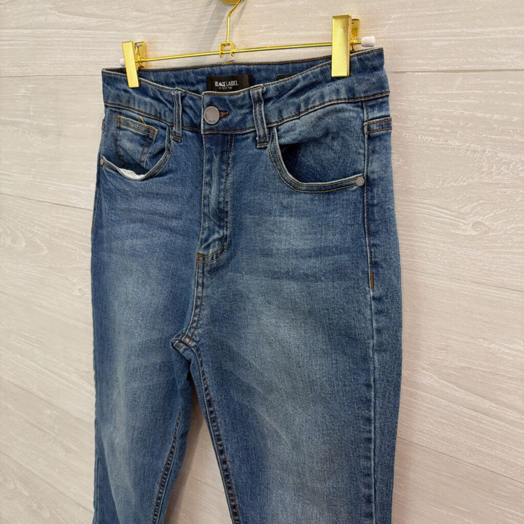 Black Label Medium Wash Frayed Hem Jeans 29