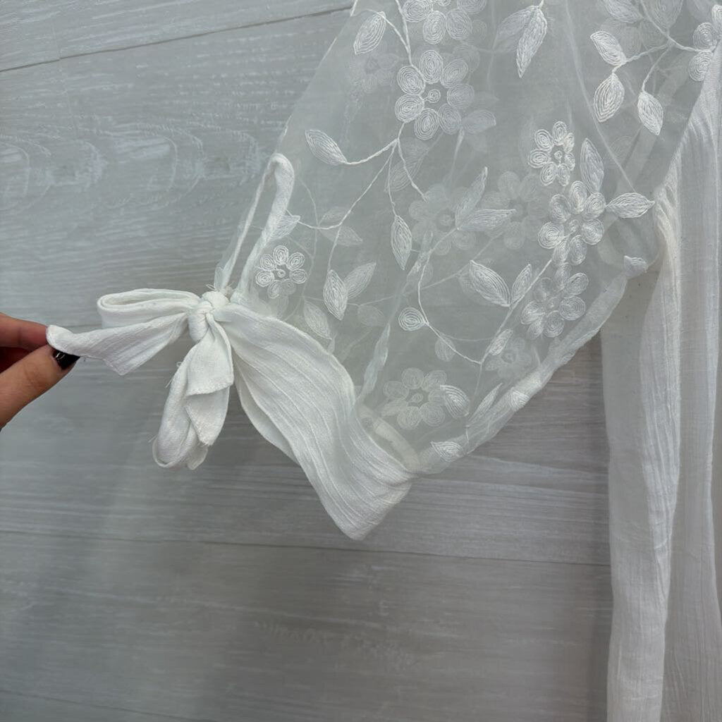 White Button Front Sheer Embroidered Puff Sleeve Top Large