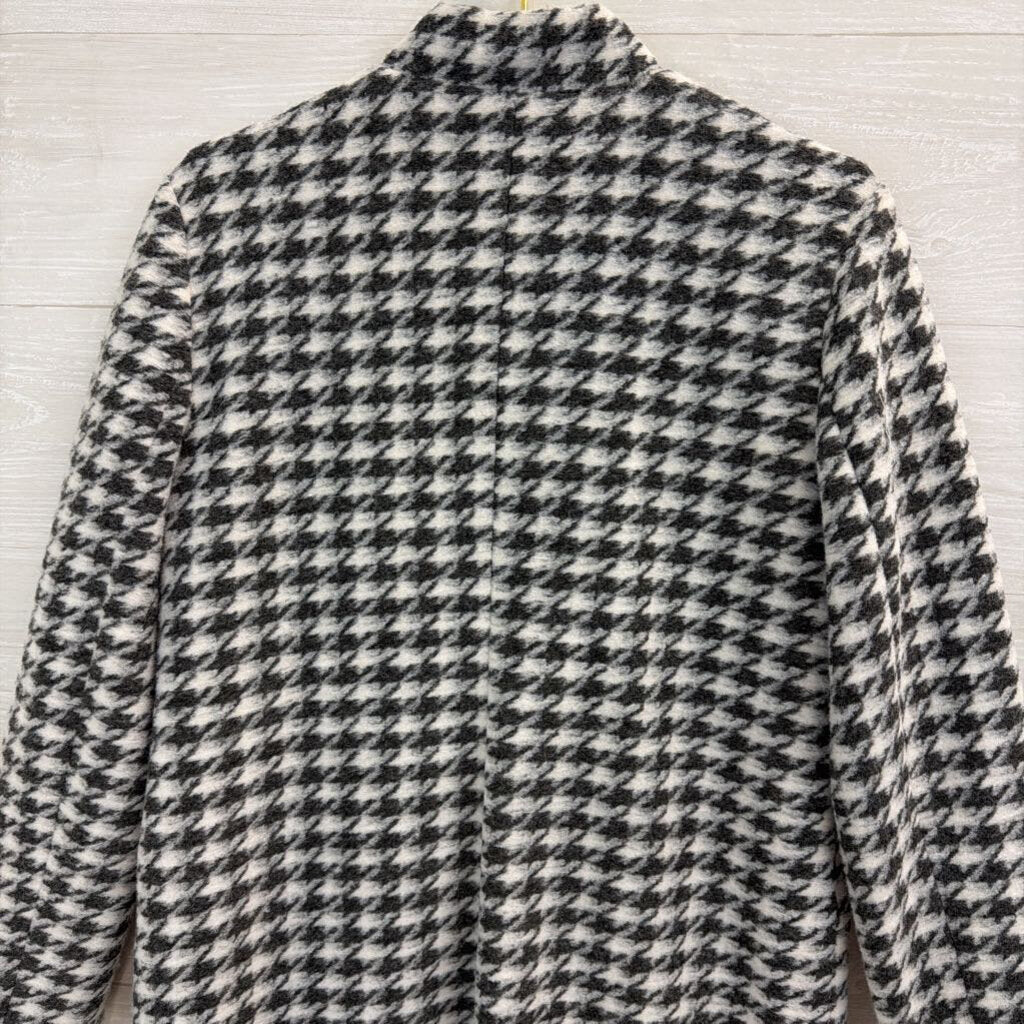 Tribal Black/ White Fuzzy Houndstooth Zip Up Long Jacket Medium
