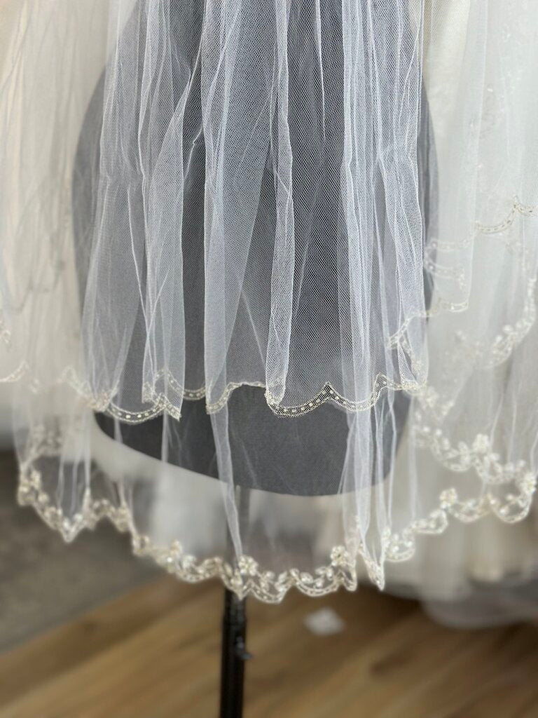 Double Layer Beaded Edge Veil