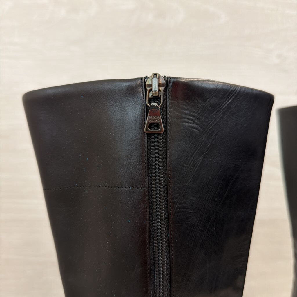 Prada Black Leather Square Toe Calf Zip Side Boots 39