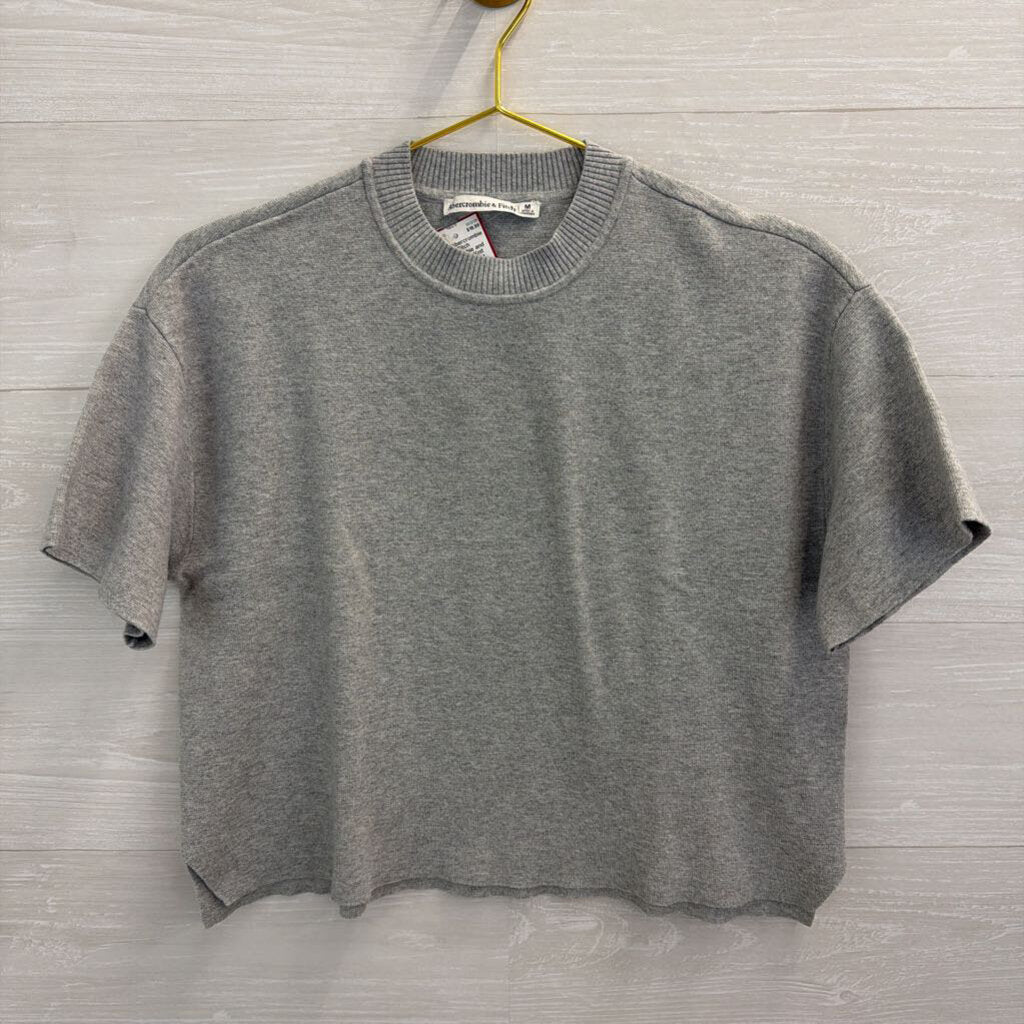 Abercrombie and Fitch Grey Knit Cropped Short Sleeve Boxy Top Medium