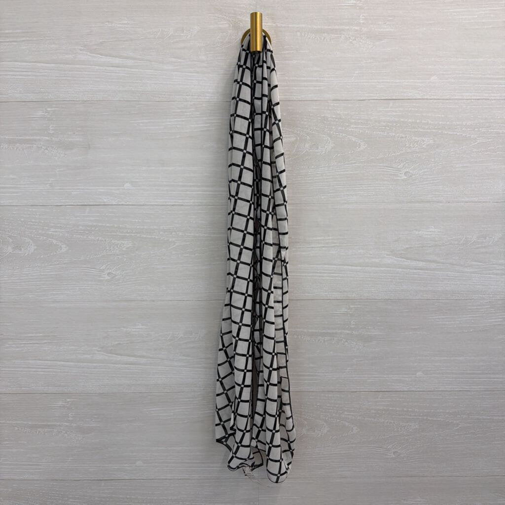 Black/ White Square Print Scarf