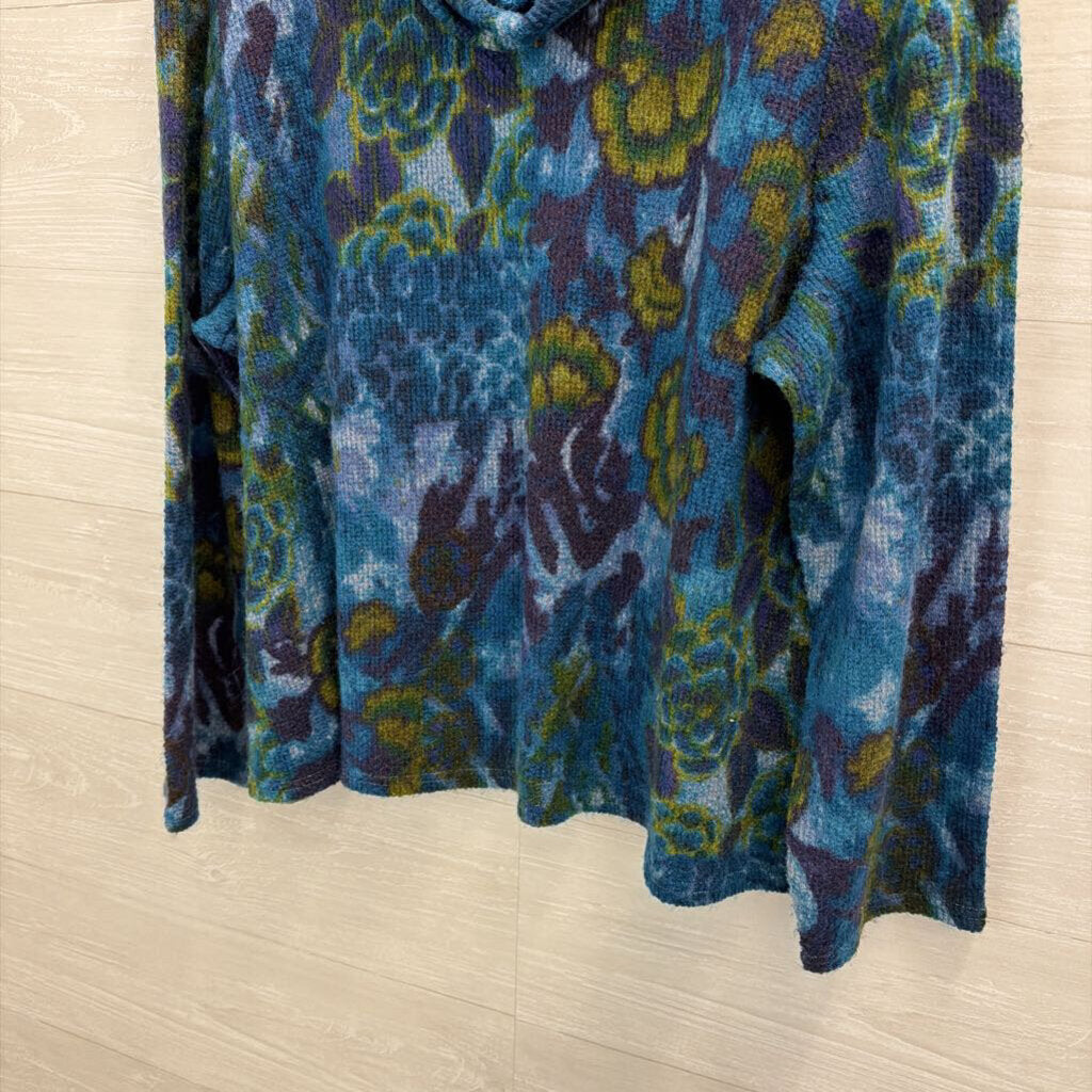 Habitat Blue/ Green Print Knit Turtleneck Sweater Extra Large