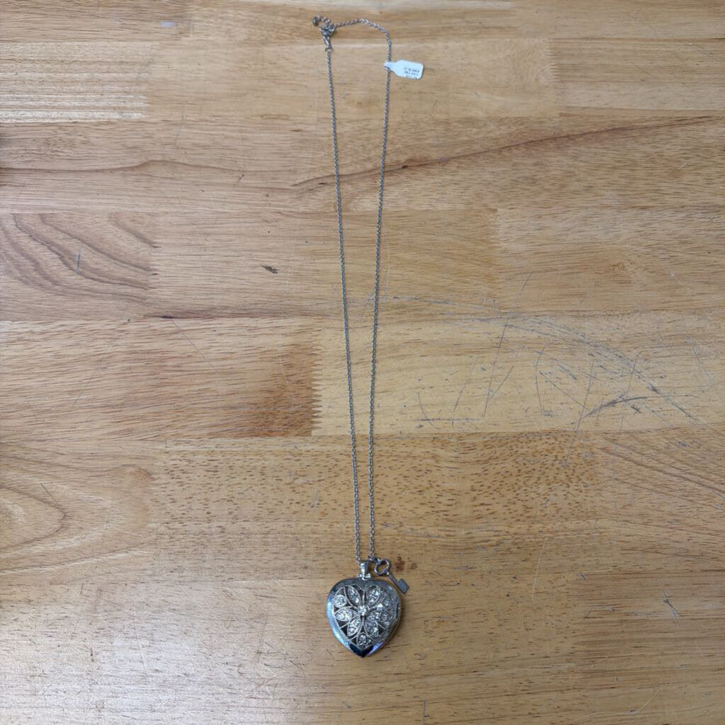 Silver Heart Pendant Long Necklace