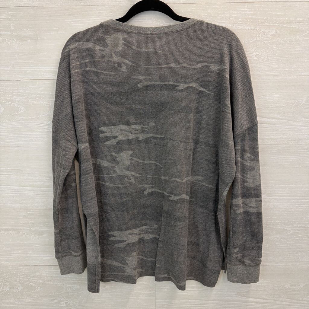 Z Supply Grey Camo Print Long Sleeve Top Medium