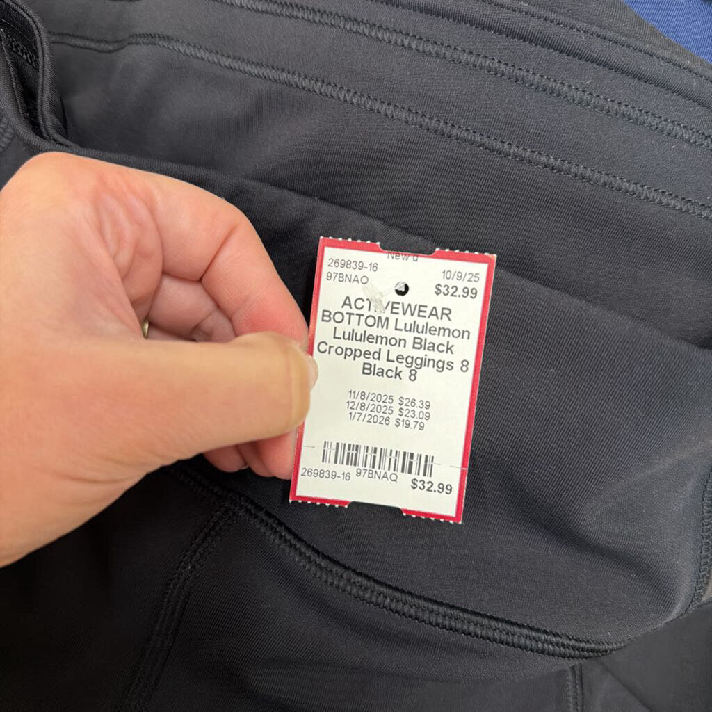 Lululemon Black Cropped Leggings 8