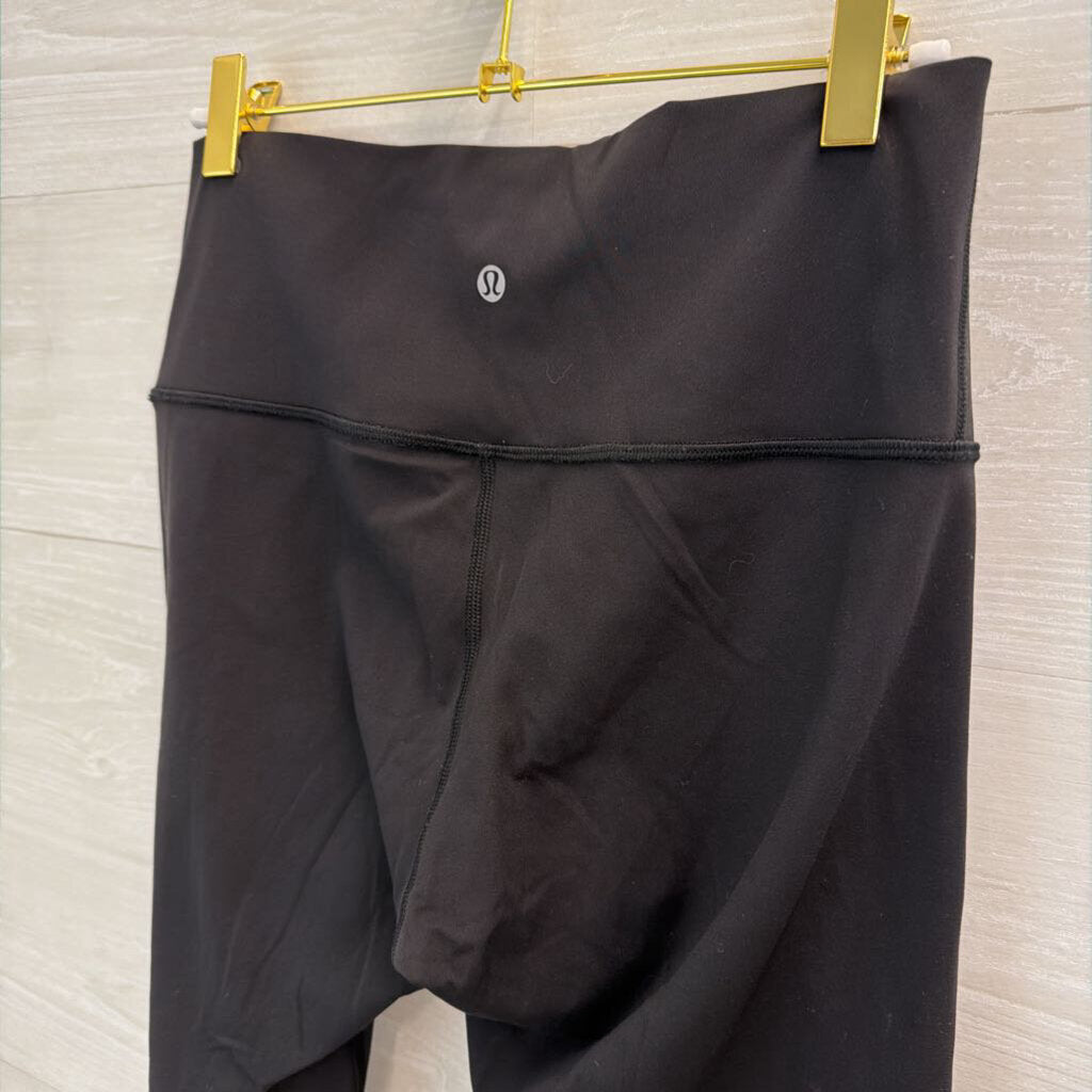 Lululemon Black Cropped Leggings 8