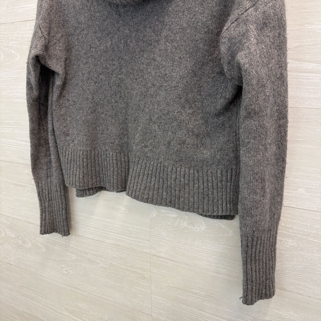 Anthropologie Grey Cropped Long Sleeve Turtle Neck Sweater Extra Small
