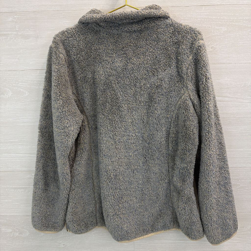 Ultimate Terrain Grey Soft Fuzzy Sherpa Pullover Large